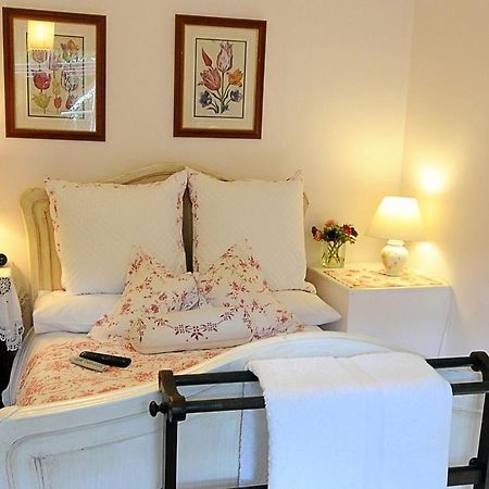 Blackbrook House Holmwood Екстериор снимка